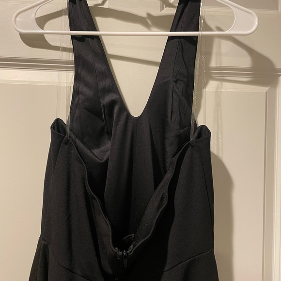 Halter wide leg jumpsuit - Picture 3 of 3